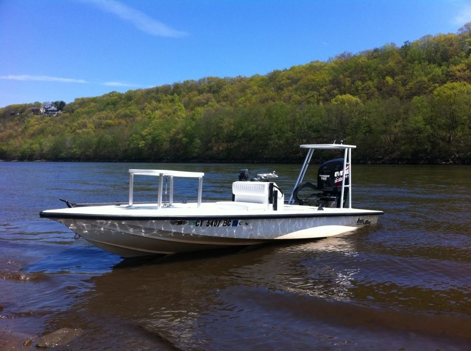 Captain Ian Devlin's 1999 Lake & Bay Palm Beach 17'6" 2008 Evinrude ETEC 150 H.O.