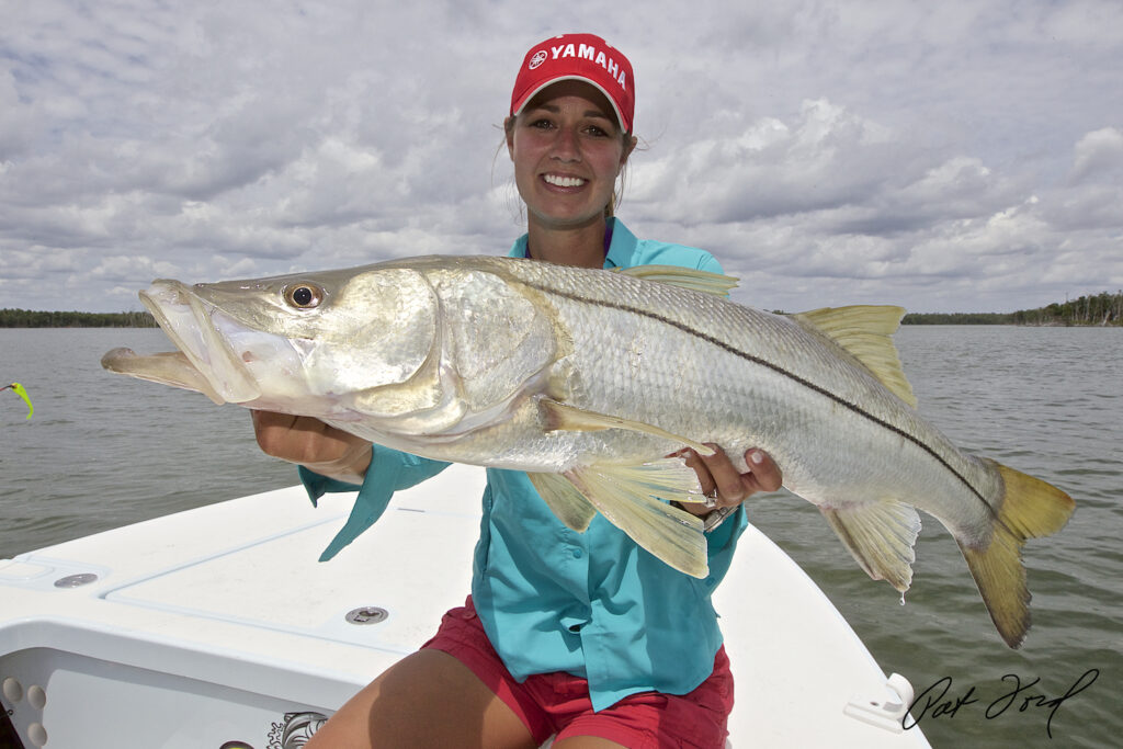 big-snook-flamingo-everglades-fishing-pat-ford-skiff-life