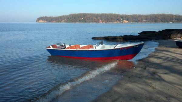 Simmons Sea Skiff