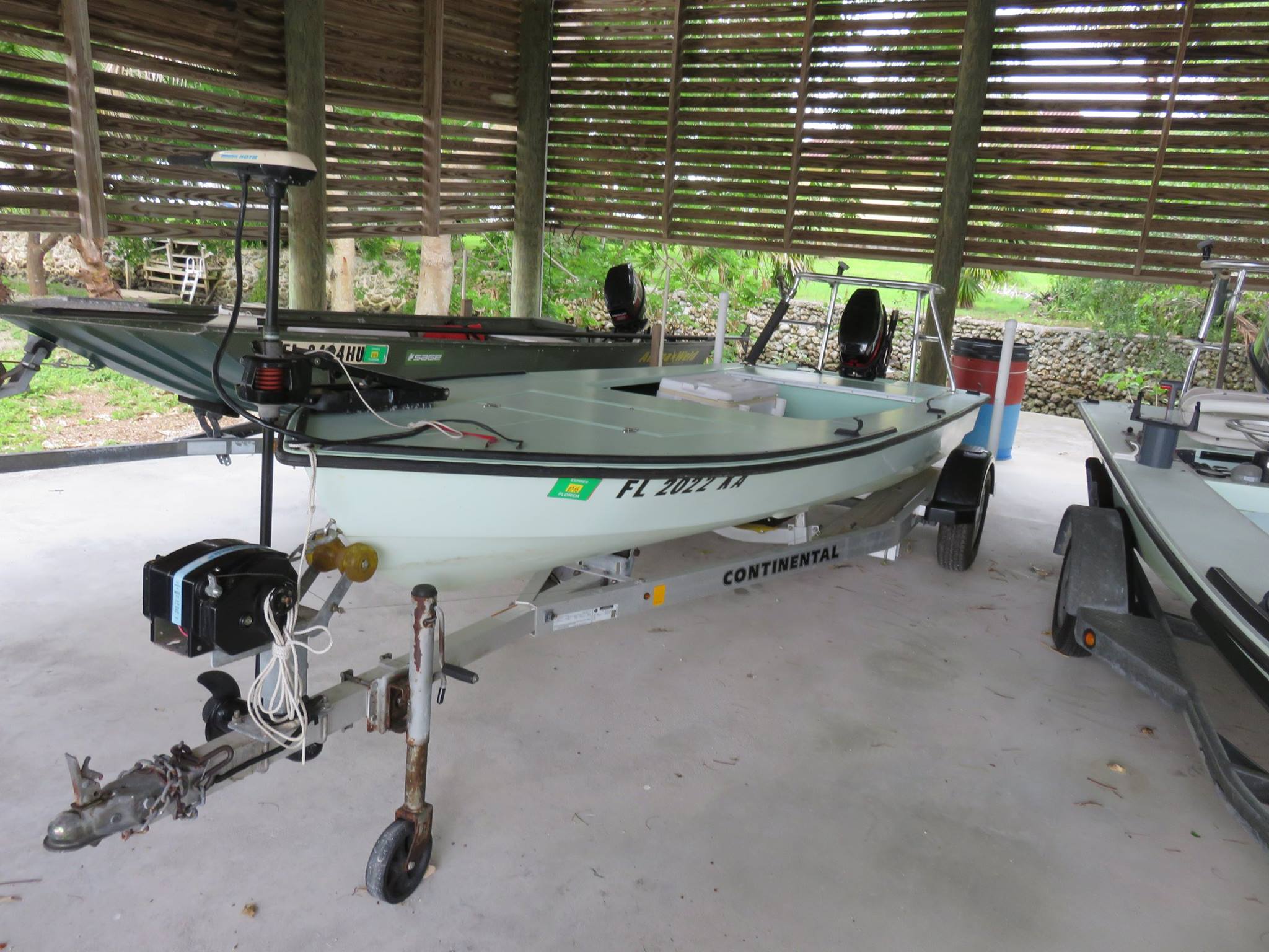 Hell's Bay Boatworks Whipray 16