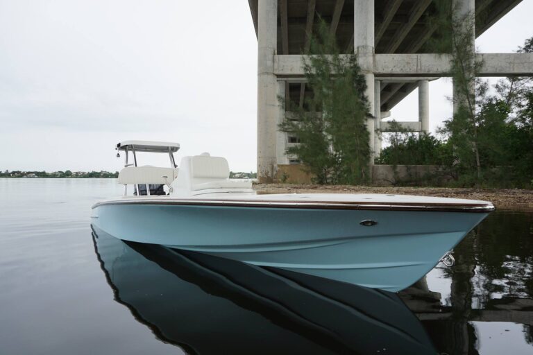 Viking’s New 17 Dragonfly Classic Skiff