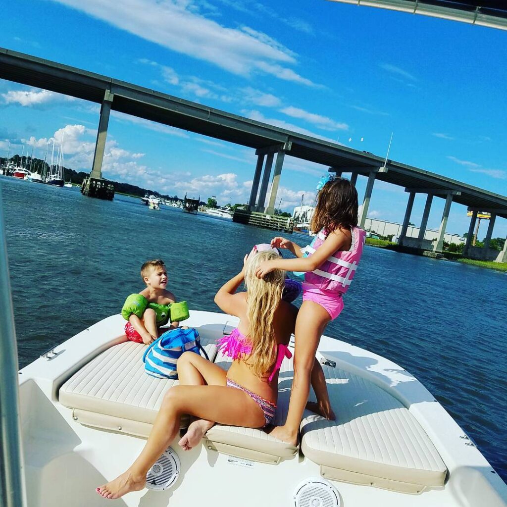 #saltlife #skifflife #myprettygirls #labordayweekend …