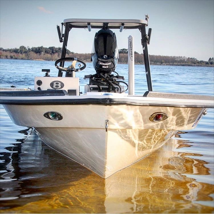 Beaver tail skiff fr…