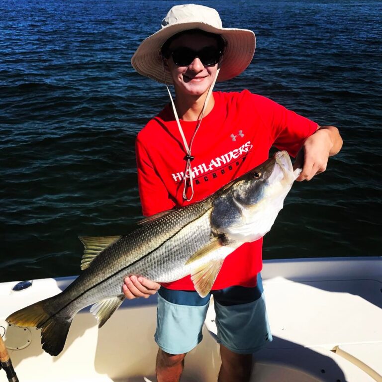 #suncoastfishingcharters on the snook!