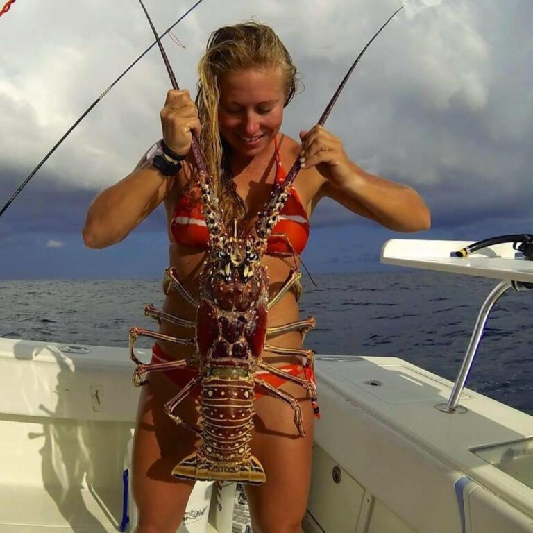 Jessica adds some Lobster to her coffee!