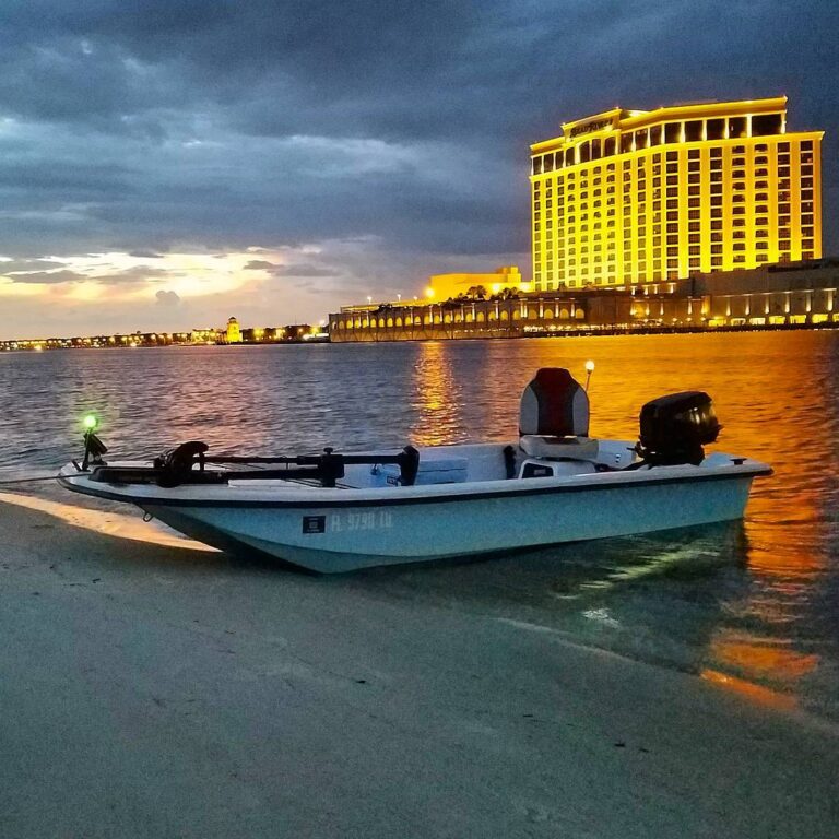 Beautiful Sundance Skiff