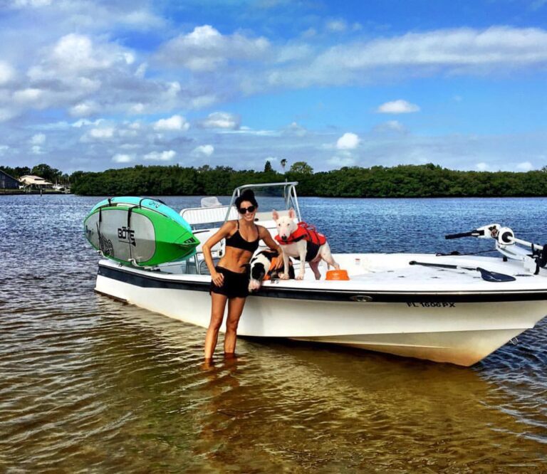 Sandbars, puppers and Manta Racks.