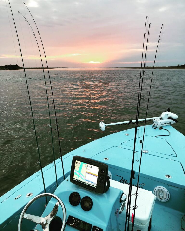 Nice morning church service, skiff style.