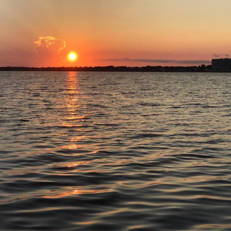 Skiff rides make a perfect end to a crazy day.       …