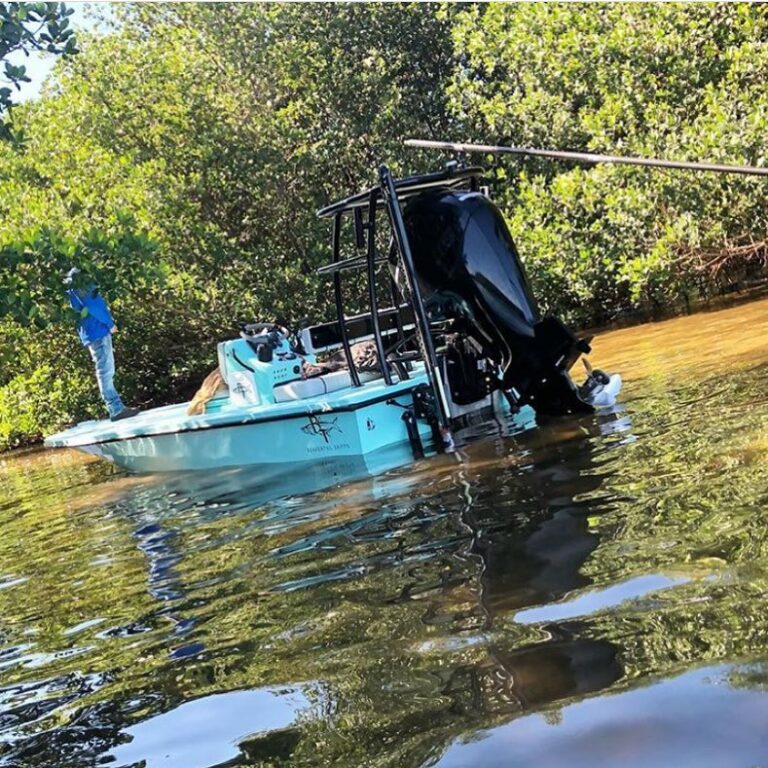 @1k.kelly Beavertail Skiffs lurking back in the groves!