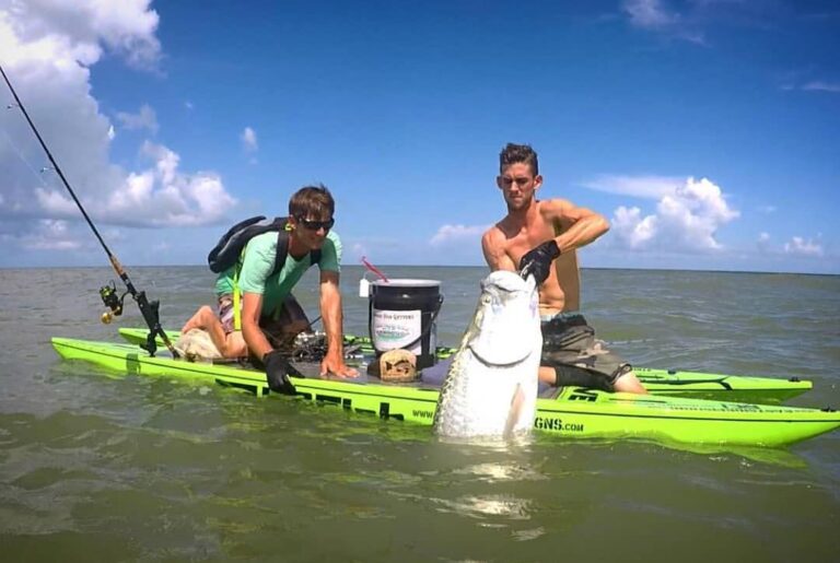 Beach tarpon, two bros, one board. Epic stability    •