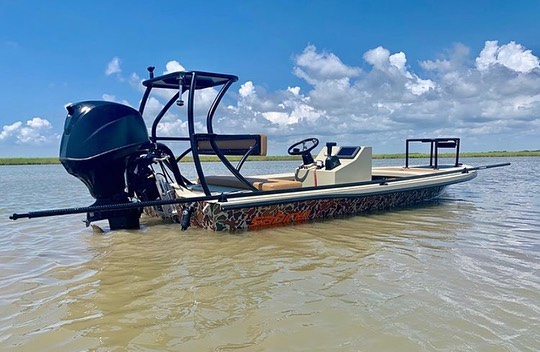 @sabineskiffs The Versatile looks amazing in old school camo