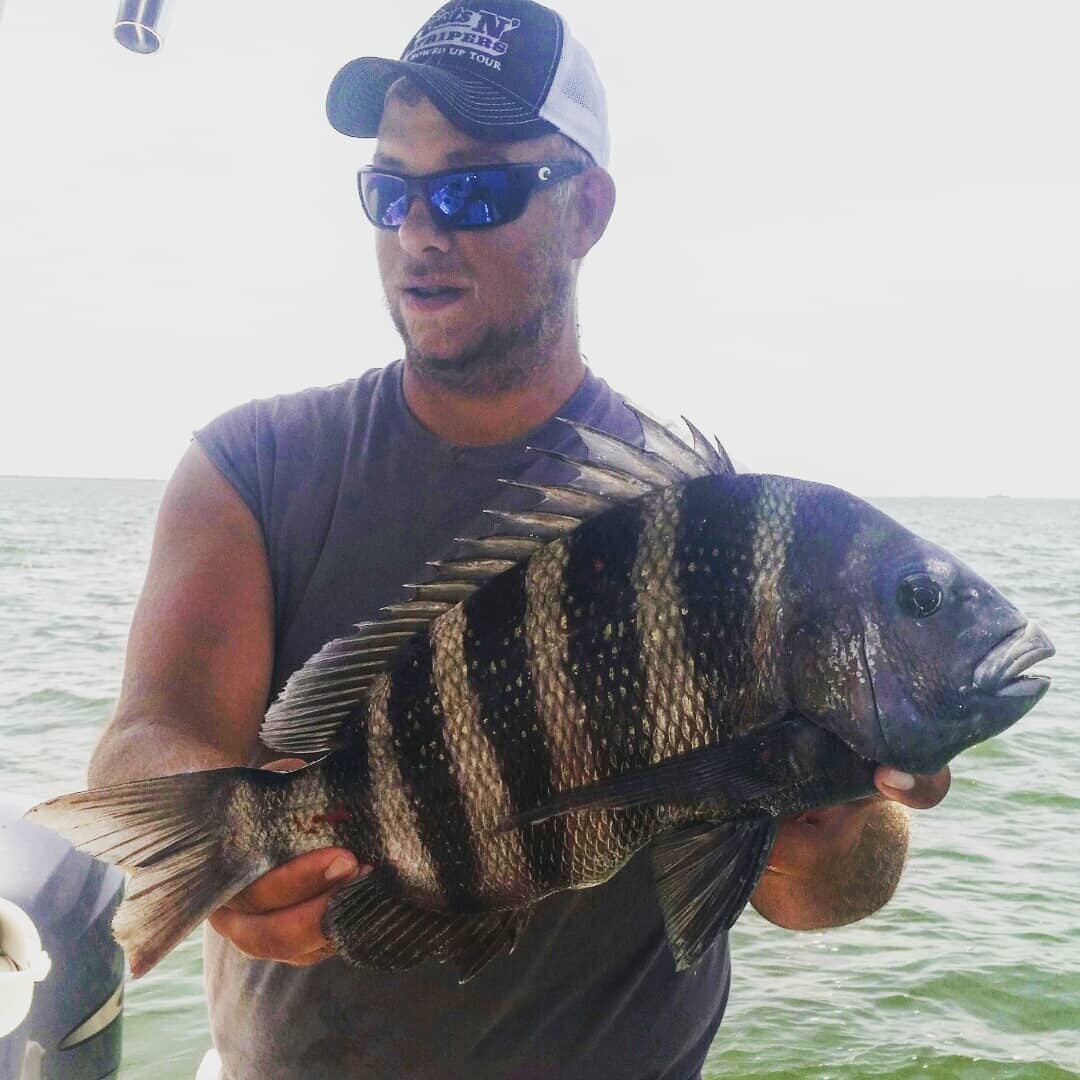 What an amazing fish these things are! Absolutely love catching sheepshead! Espe