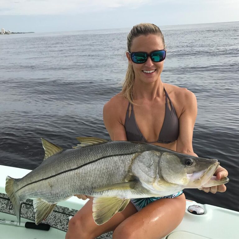 Kalyn wrecking the Snook!