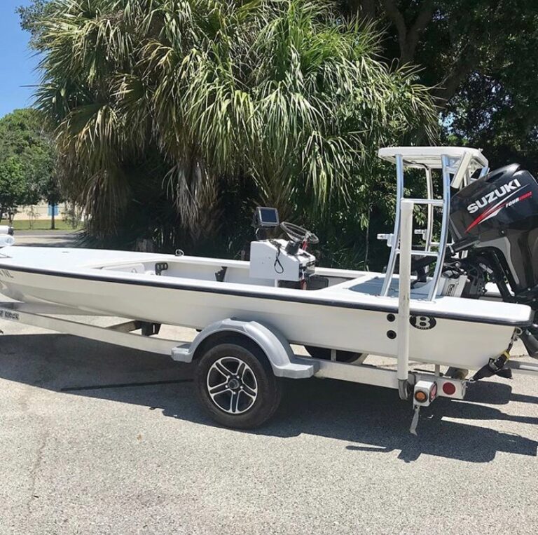 @skiffshop putting in some work on this Beavertail!