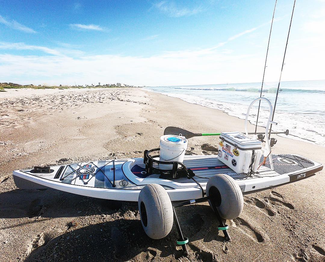 Beach launching for Tarpon. Really digging the wheel rac!