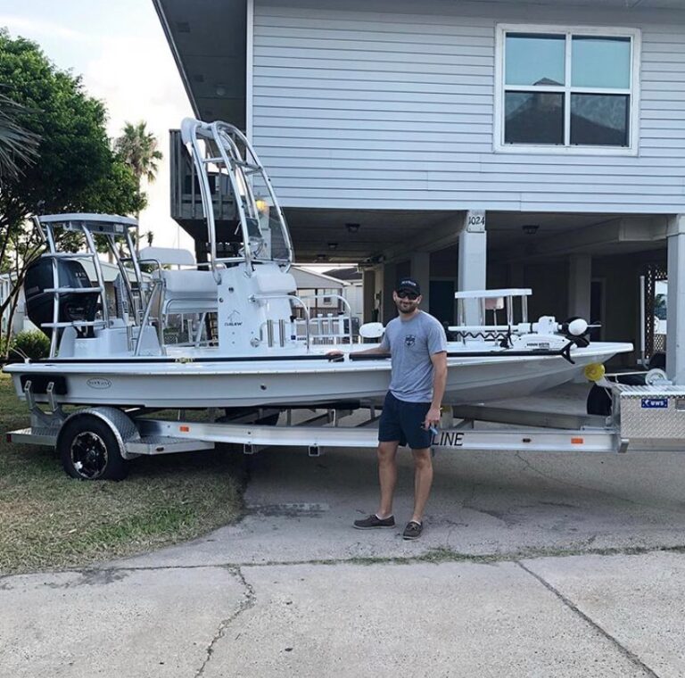 @abouttimefishing picked up his NewWater, get a look at that center console!