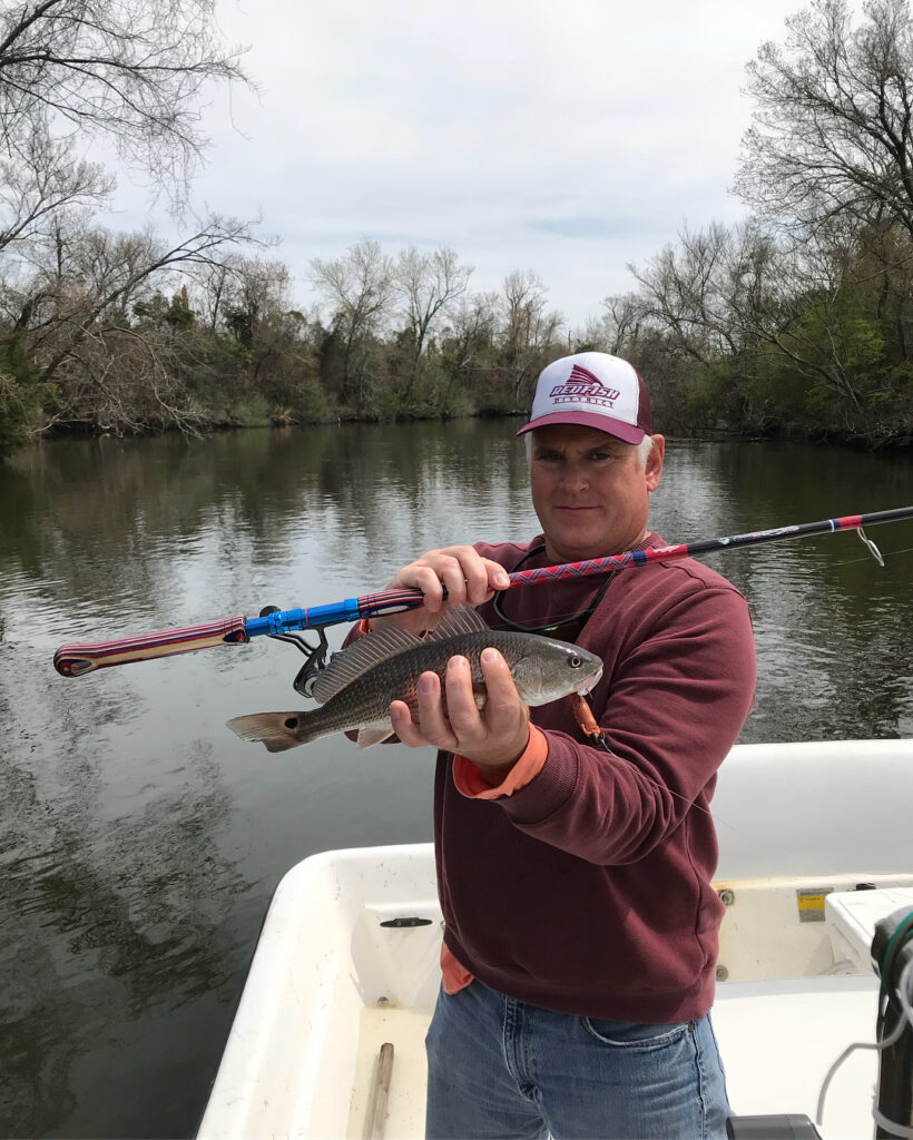 First blood for my dad using his two new  spinning rods!
.
. 
Always cool to wat