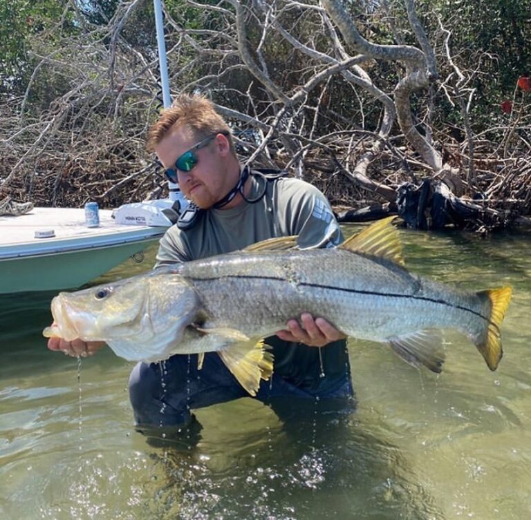 @bigblondie813 holding up a monster snook! What’s your favorite fish to target? …