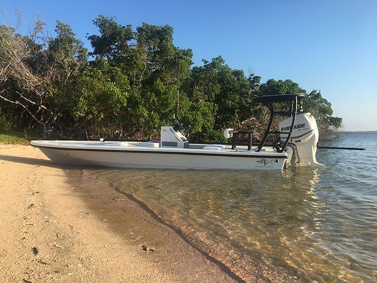 @lostintheglades Beavertail Strike  looking good in the 10,000 islands!

DM / ta…