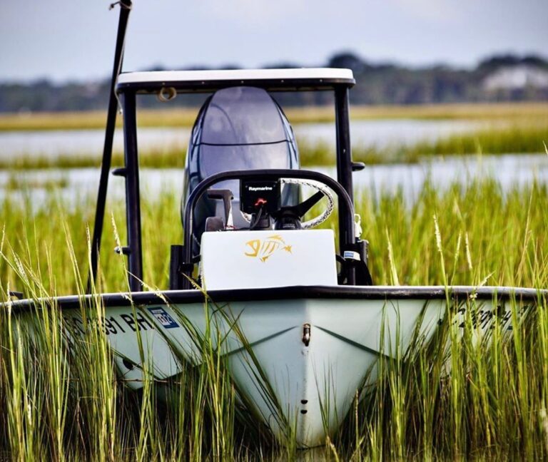 @capt.jimhutson creeping through the grass 

DM / tag us in your pics!
Don’t for…