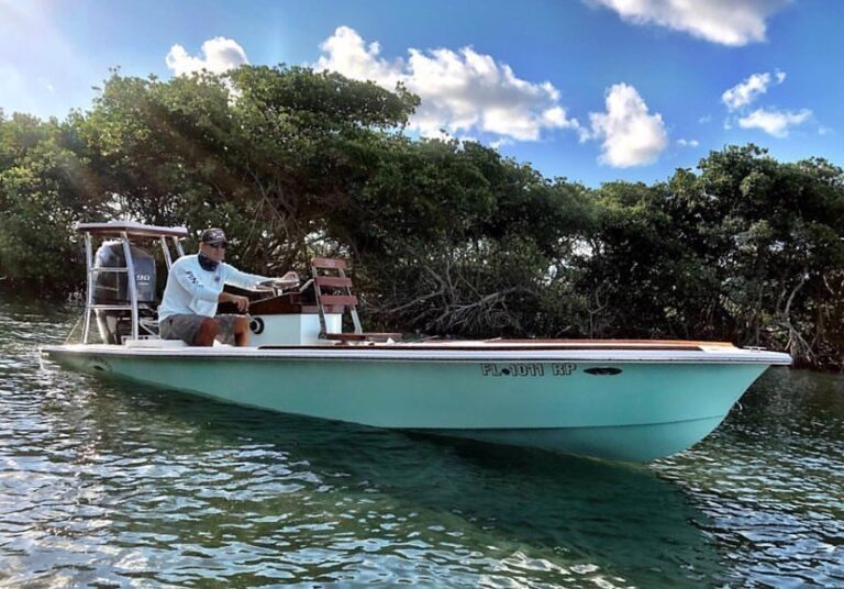 @tnt1965_ Willie Roberts skiff looks good!

DM / tag us in your pics!
Don’t forg…