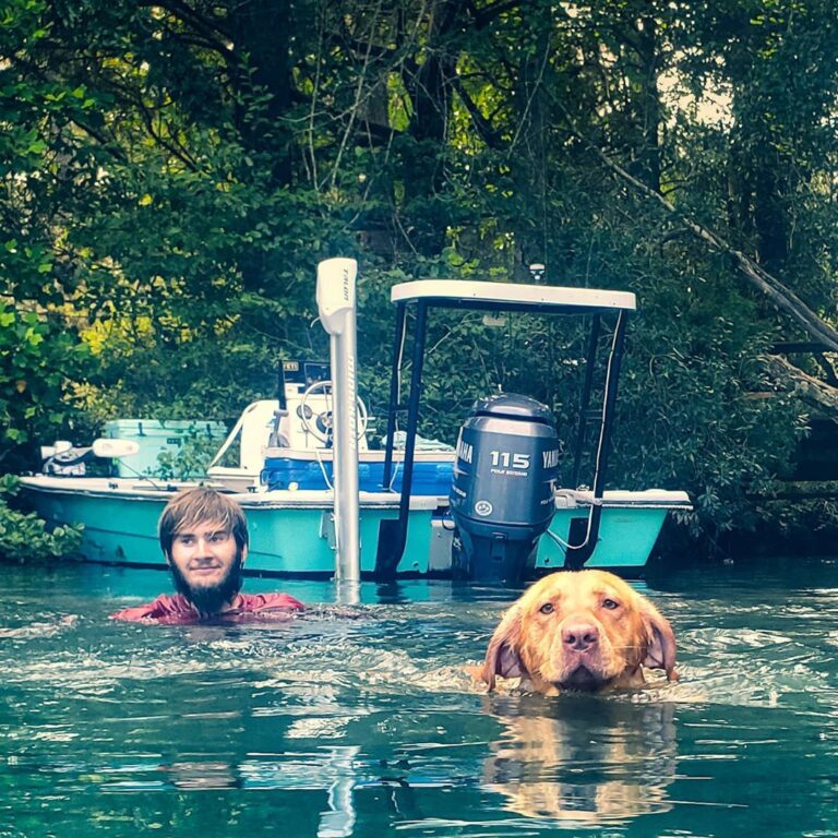 Nice boat ride to magnolia springs to go swim