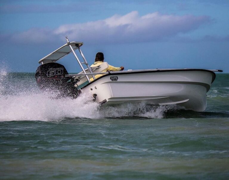 @floydskiffco getting sporty in the 10wt down in The Keys!

DM / tag us in your …