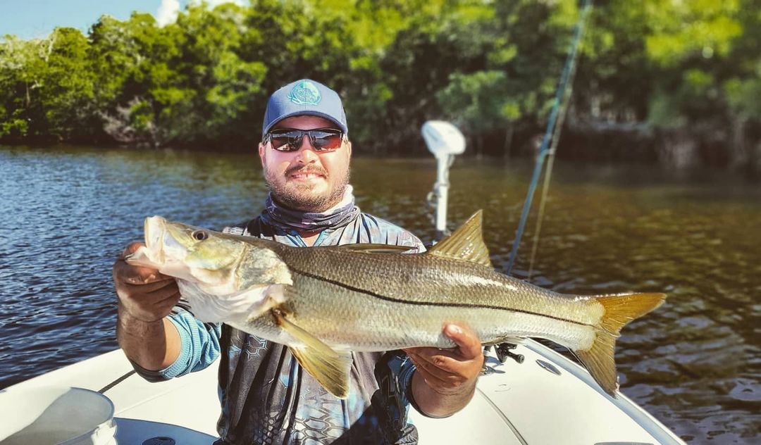 Inshore blowups!  champ getting a nice fish to the boat!