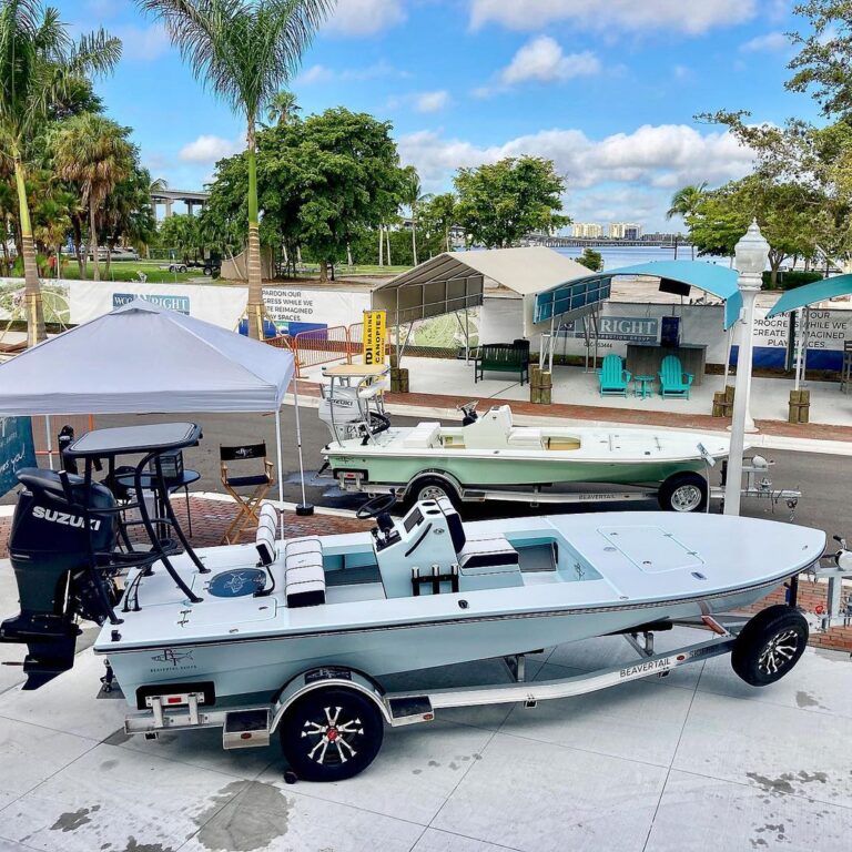 Last day at the Ft Myers boat show with Beavertail Skiffs. Great weekend.