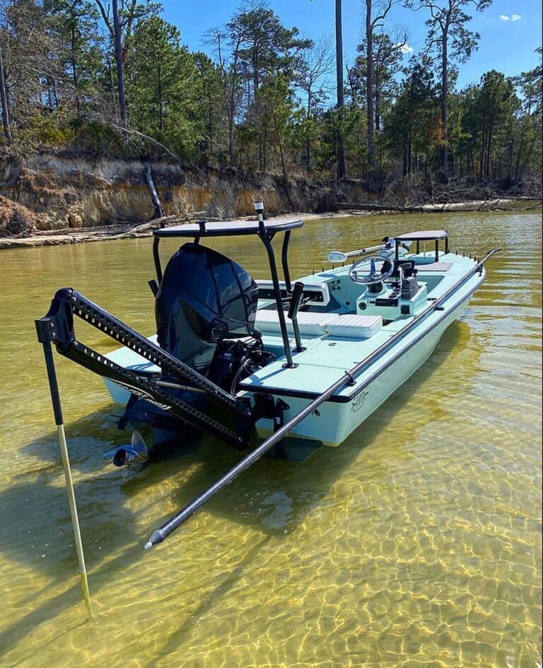 @stellerangler_guide upgrading to a Hells Bay Marquesa! 

DM / tag us in your pi…