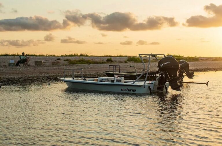 @gcmorby sunsets and skiffs are amazing combos! DM / tag us in your pics!