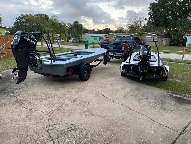 @glasser_boats making waves with their 17’ GTX pushing 50 mph and the 16’ Wright…