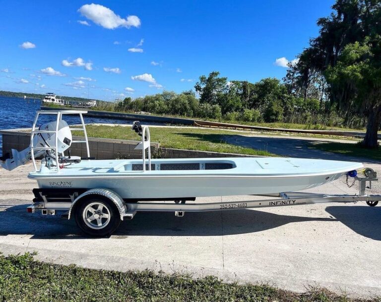 Be part of the tiller gang with @biscayneboatworks !DM / tag us in your pics!…