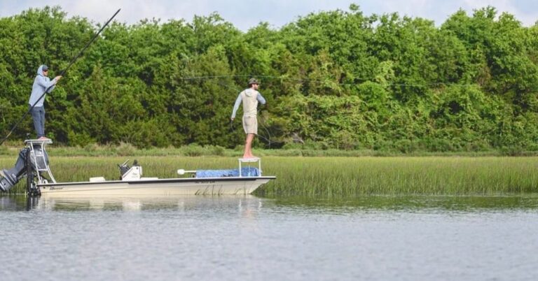 @capt.joshbenton tag your buddy that poles with you! DM / tag us in your pics!…