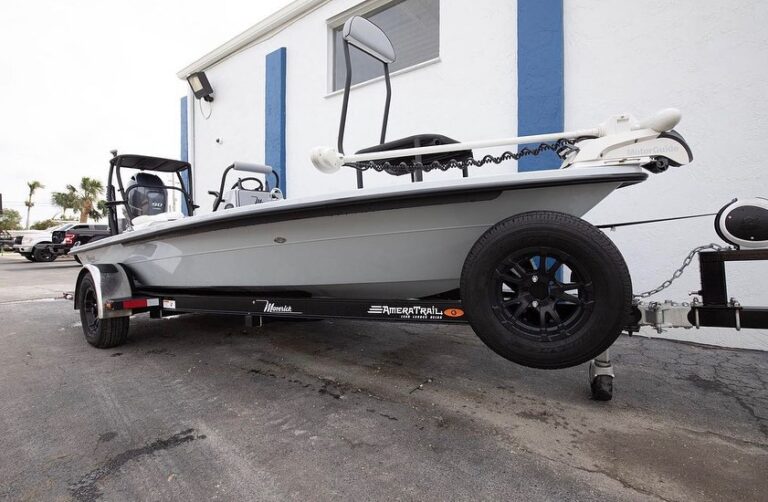 @bay_marine_of_swfl The Maverick HPX Carbon is a dream boat