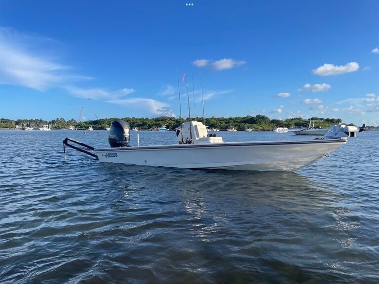 Sleek Hewes Redfisher! Nice Ride